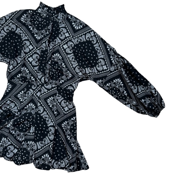 Missguided Paisley Bandana Print Dress - Picture 4 of 14